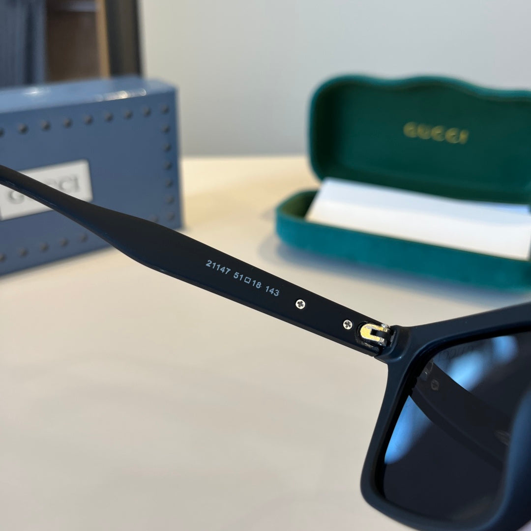 Gucci Fashion Black Lens Sunglasses for Men & Women - 997582 - detail image 6