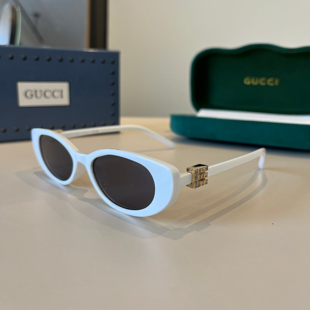 Gucci Polarized Fashion Silver Lens Sunglasses for Men & Women - 866935 - detail image 3