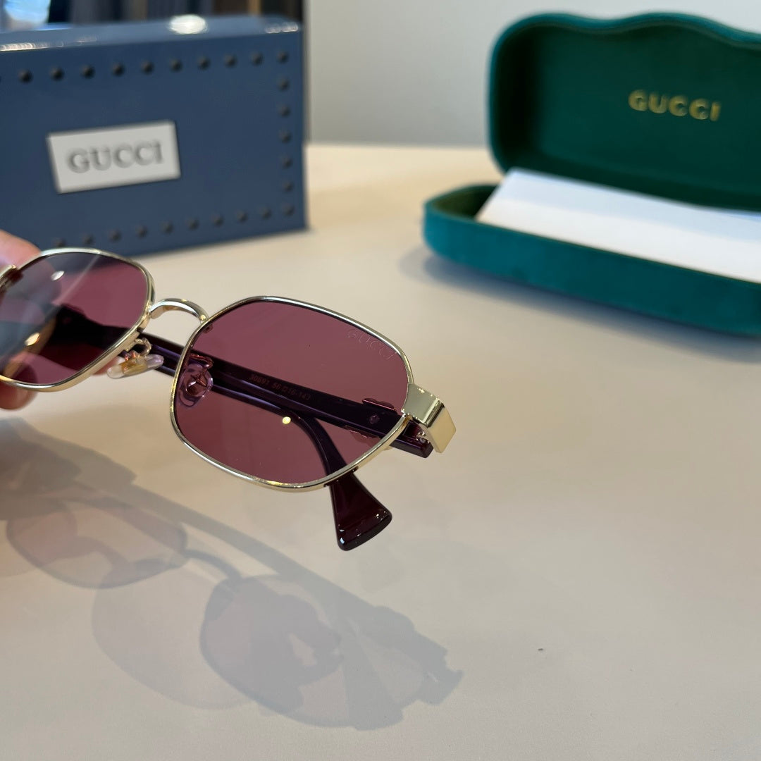 Gucci Polarized Fashion Blue Lens Sunglasses for Men - 381960 - detail image 9