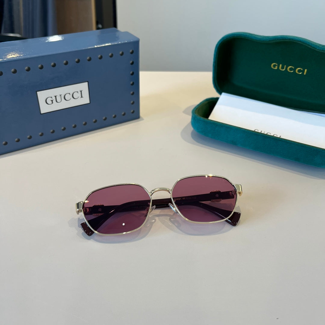 Gucci Polarized Fashion Blue Lens Sunglasses for Men - 866936 - detail image 10
