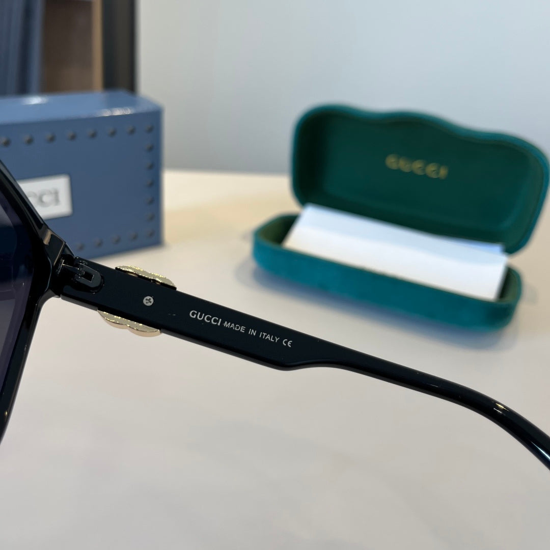 Gucci Oversized Black Lens Sunglasses for Men & Women - 866939 - detail image 5