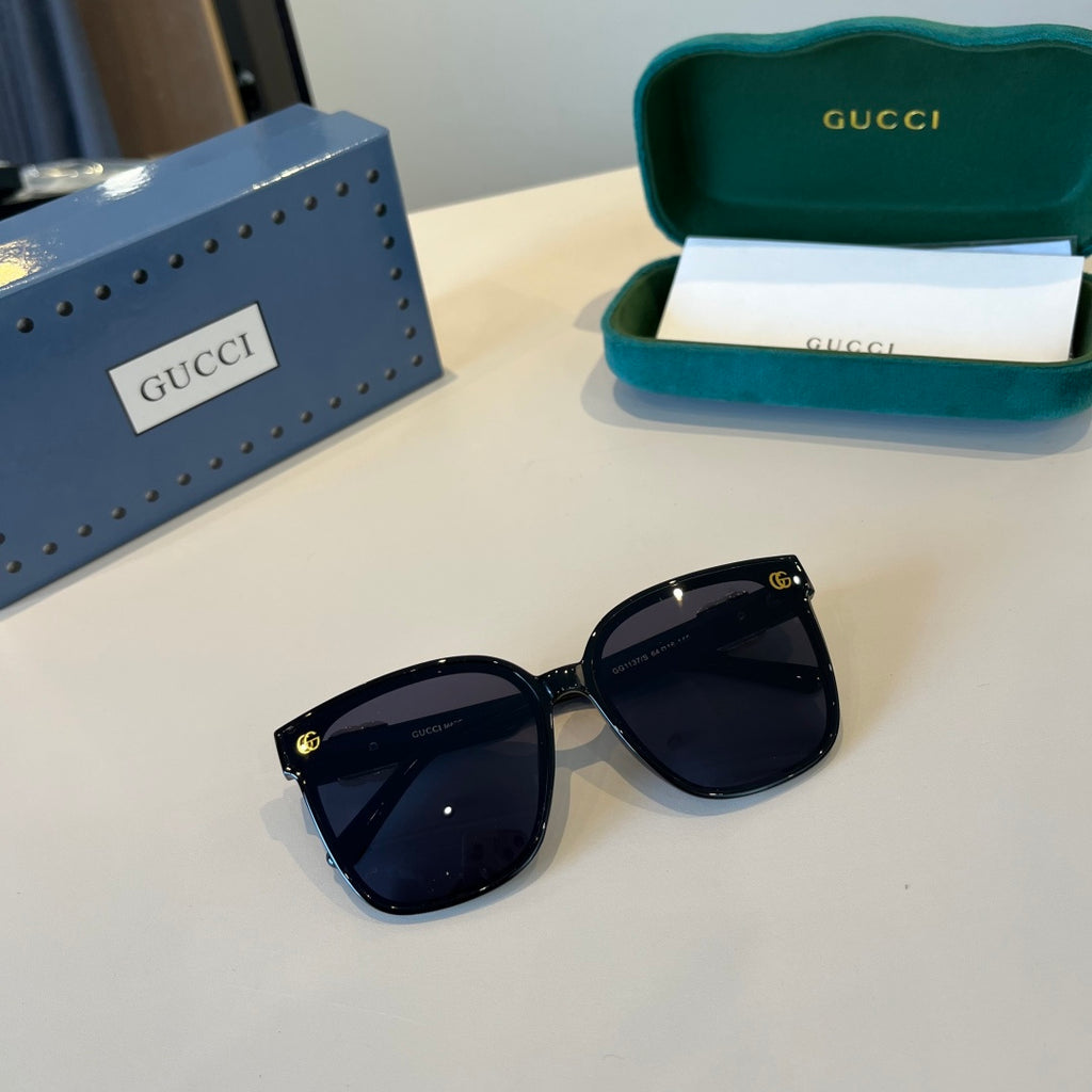 Gucci Oversized Black Lens Sunglasses for Men & Women - 866939 - detail image 10