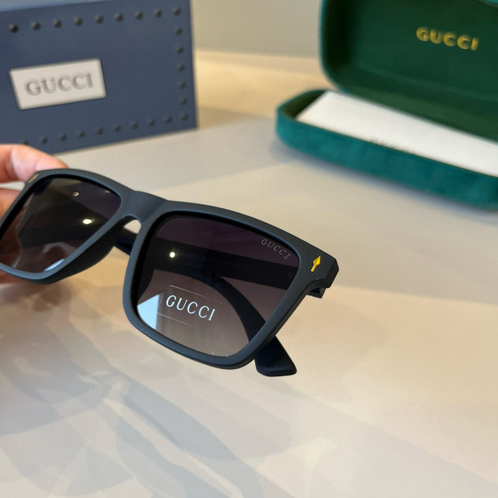 Gucci Metal Aviator Black Lens Sunglasses for Men & Women - 866941 - detail image 6