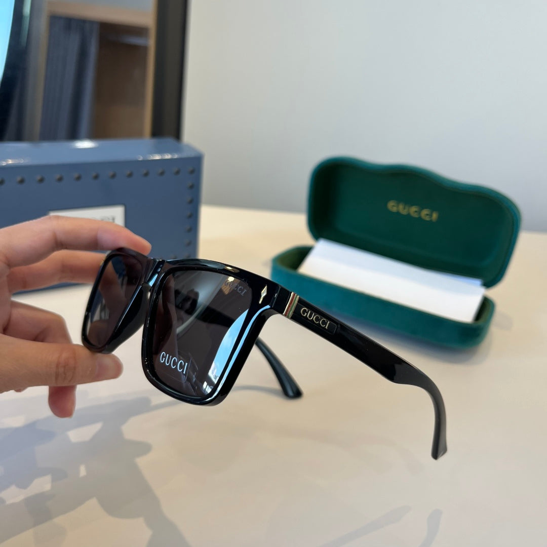 Gucci Metal Aviator Black Lens Sunglasses for Men & Women - 866942 - detail image 4