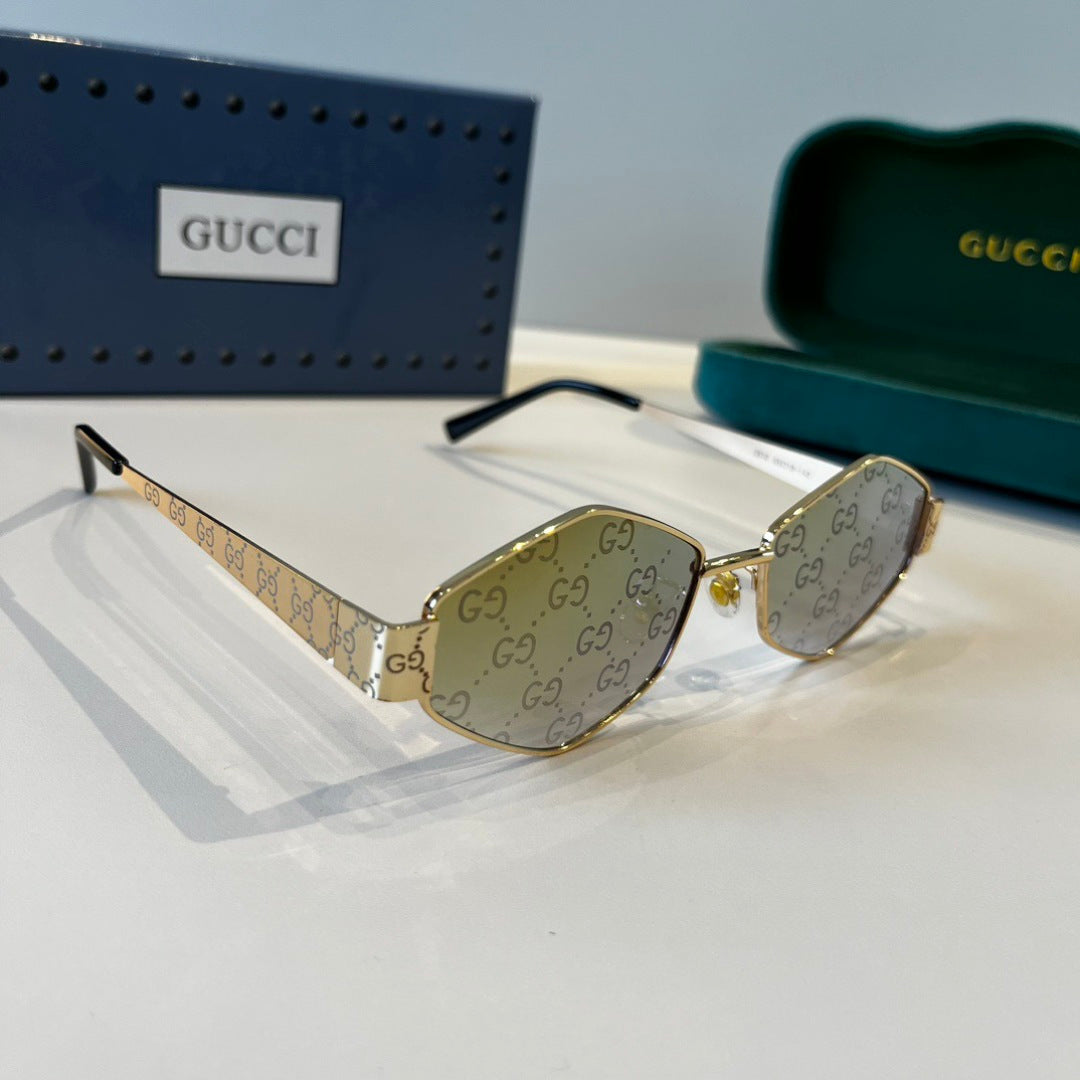 Gucci Fashion Silver Lens Sunglasses for Men & Women - 997669