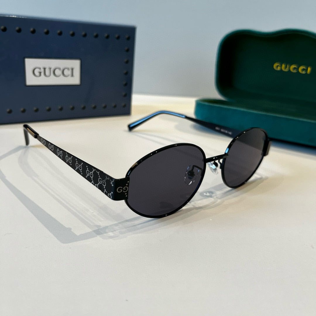 Gucci Oversized Black Lens Sunglasses for Women - 997673