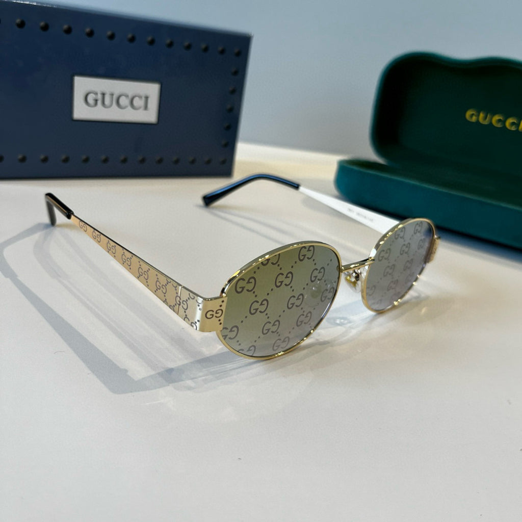 Gucci Oversized Silver Lens Sunglasses for Women - 997674