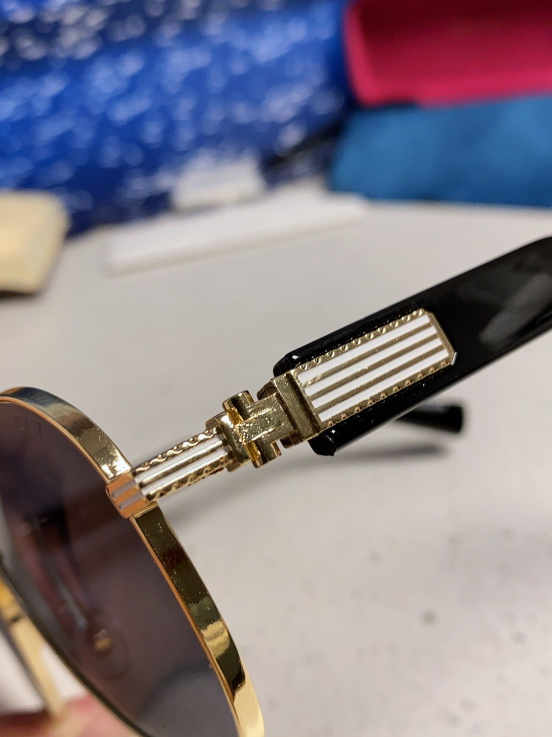 Gucci Aviator Silver Lens Sunglasses for Men & Women - 997538 - detail image 7