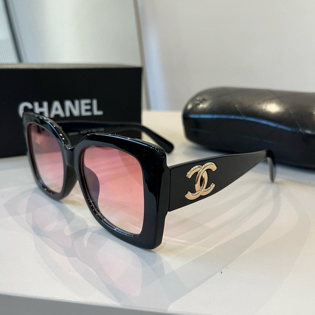 Chanel Fashion Red Lens Sunglasses for Men & Women - 465095 - detail image 3