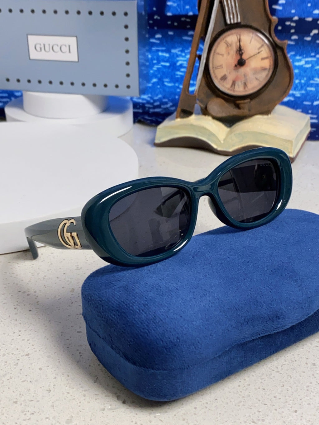 Gucci Oval Black Lens Sunglasses for Men & Women - 357947 - detail image 10