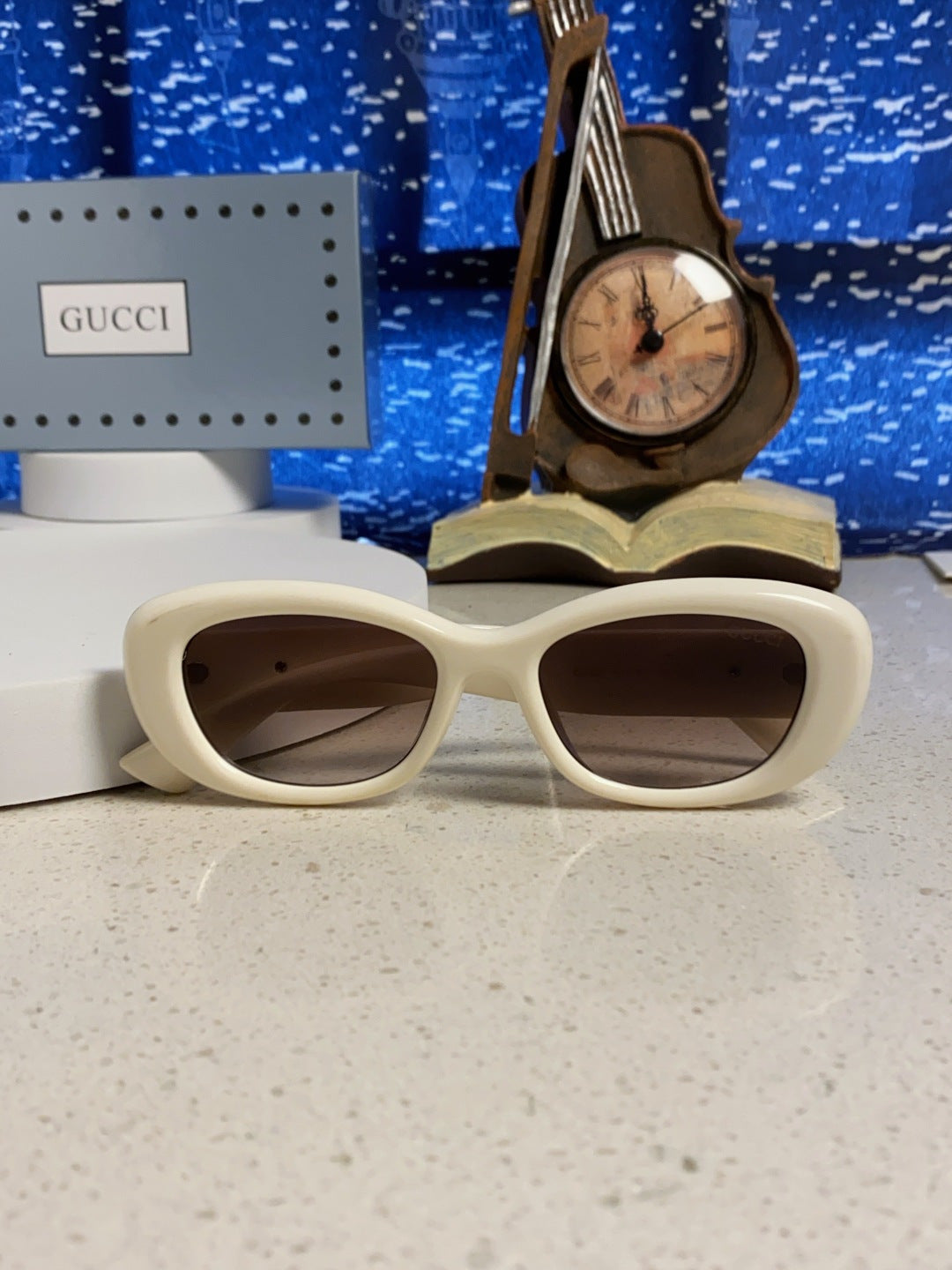 Gucci Oval Brown Lens Sunglasses for Men & Women - 357948 - detail image 9