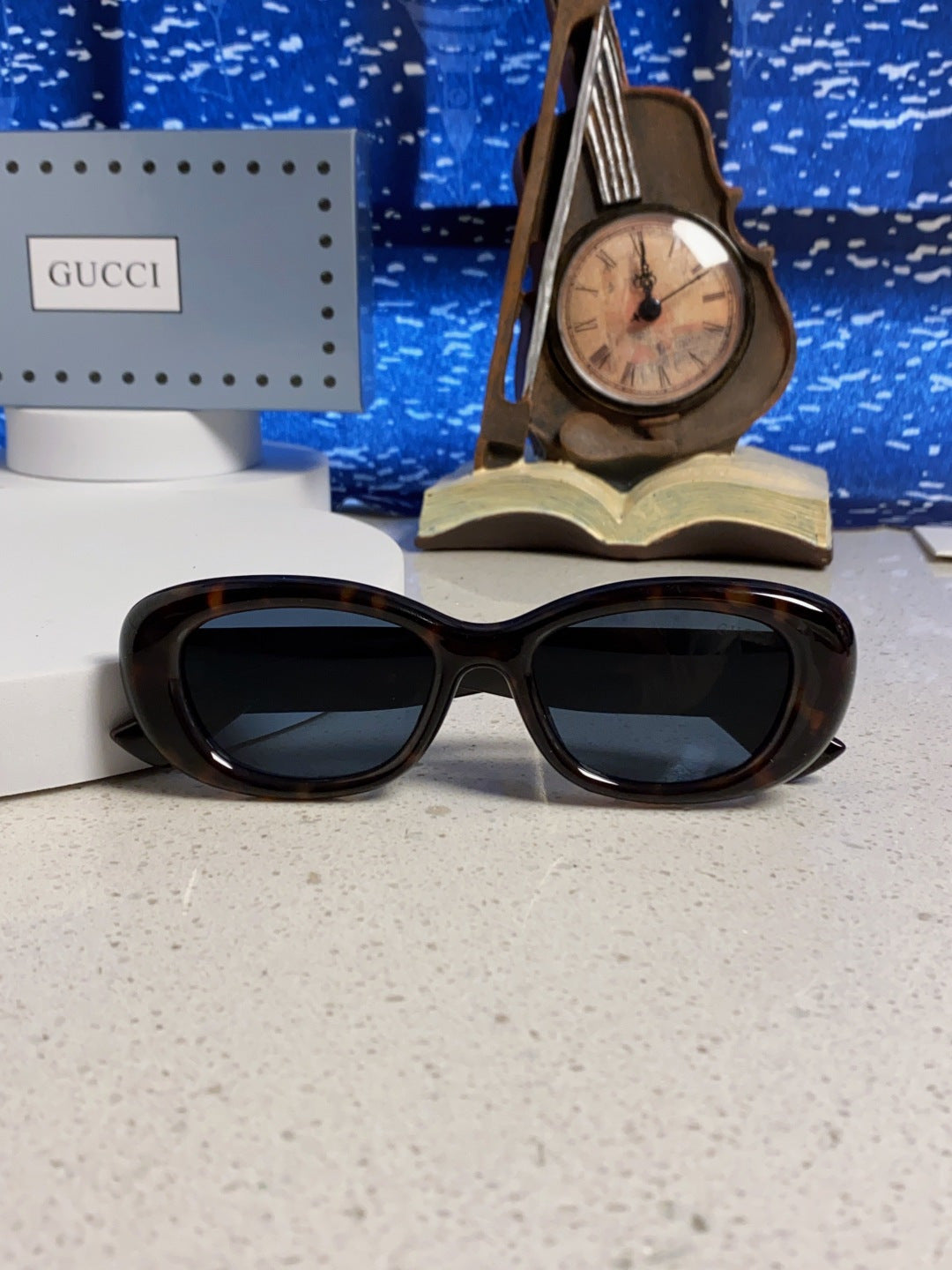 Gucci Oval Black Lens Sunglasses for Men & Women - 357950 - detail image 9