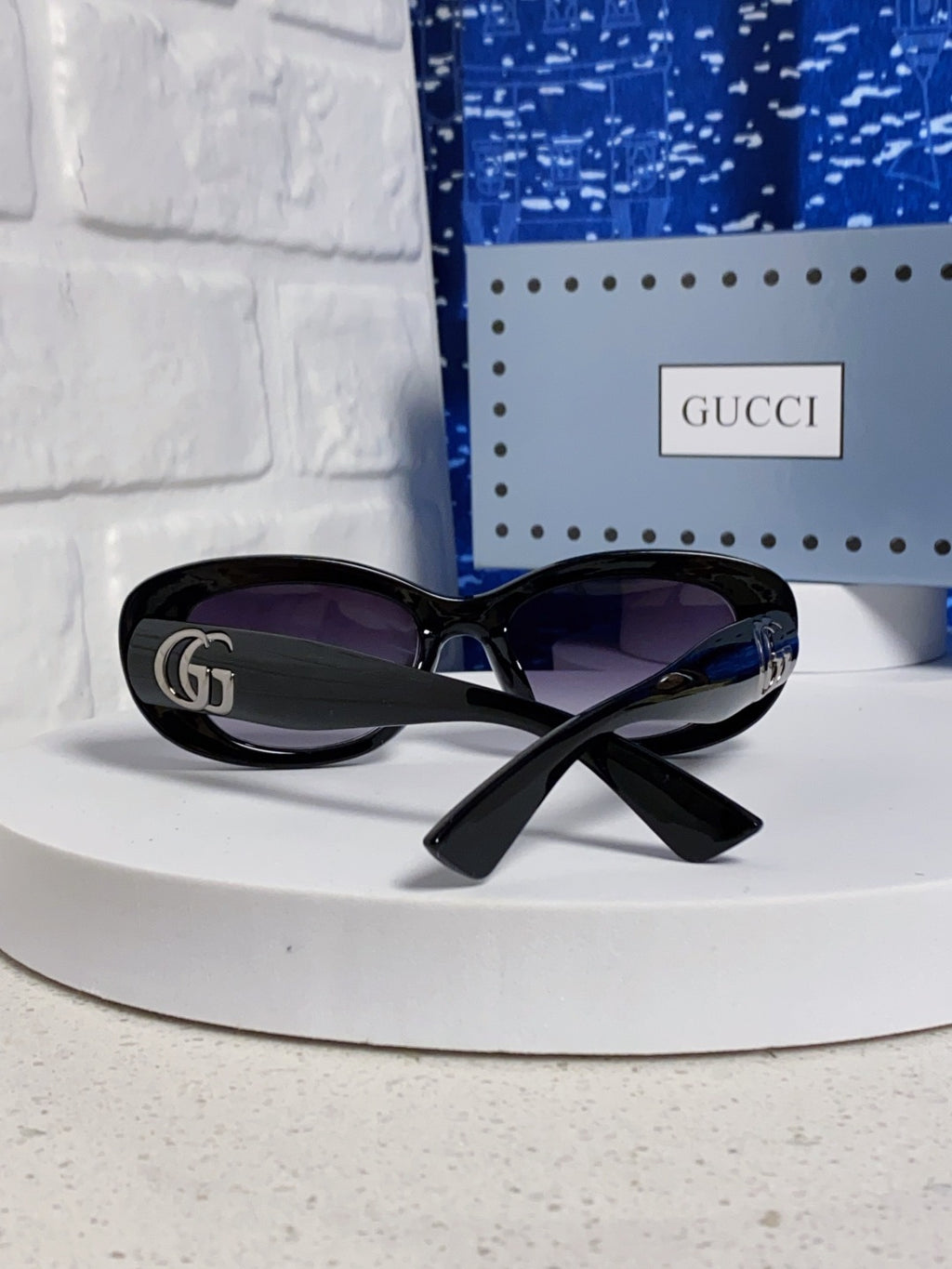 Gucci Oval Silver Lens Sunglasses for Men & Women - 357951 - detail image 3