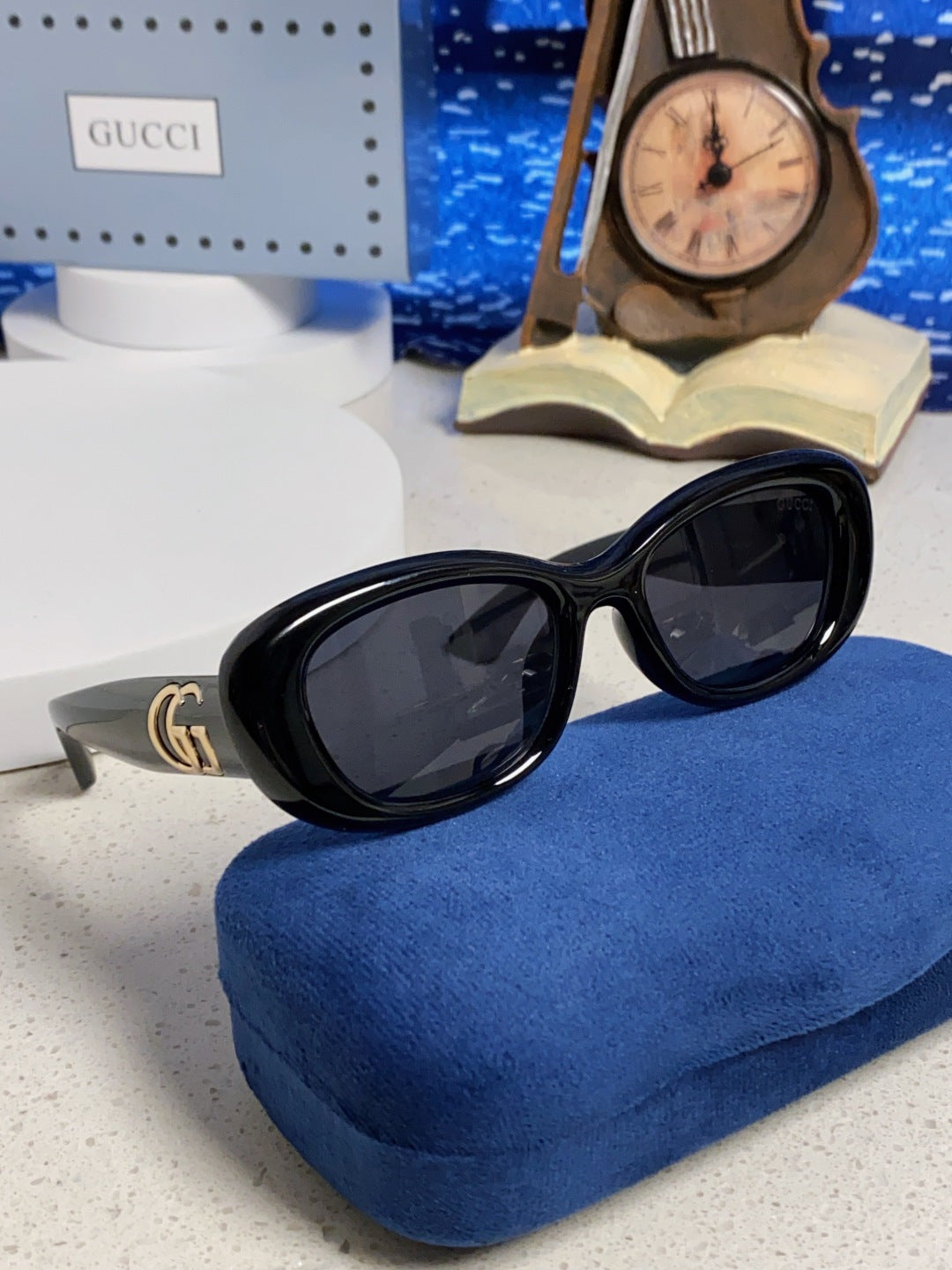 Gucci Oval Gold Lens Sunglasses for Men & Women - detail image 10