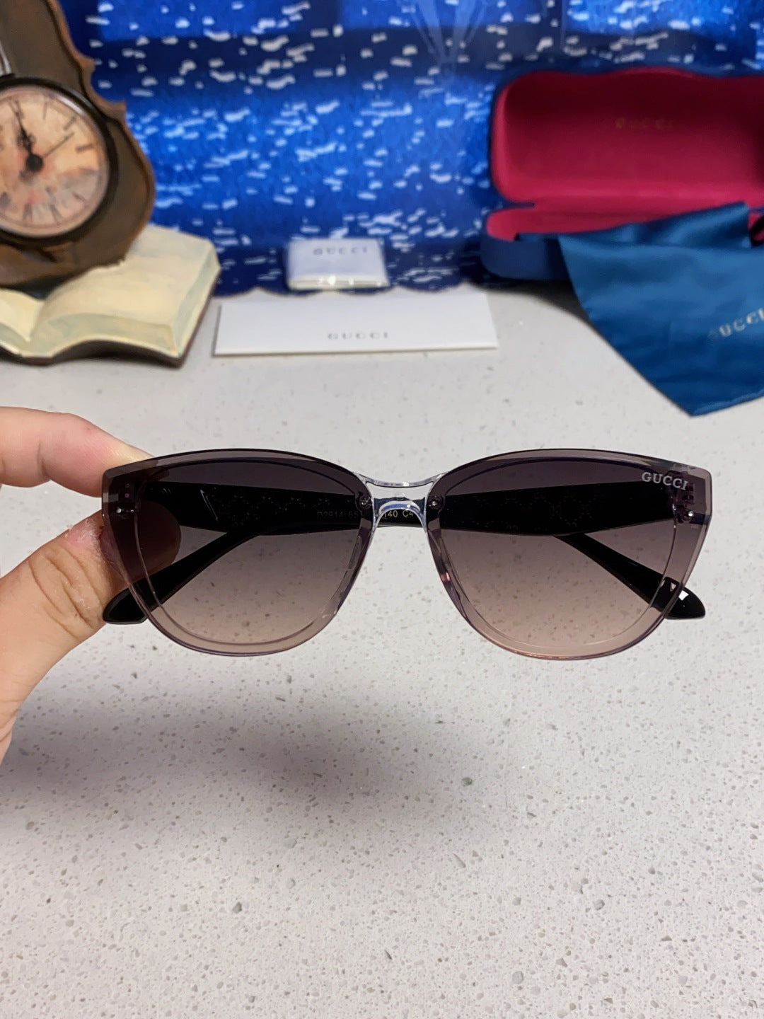 Gucci Cat-Eye Silver Lens Sunglasses for Men & Women - 486324 - detail image 4