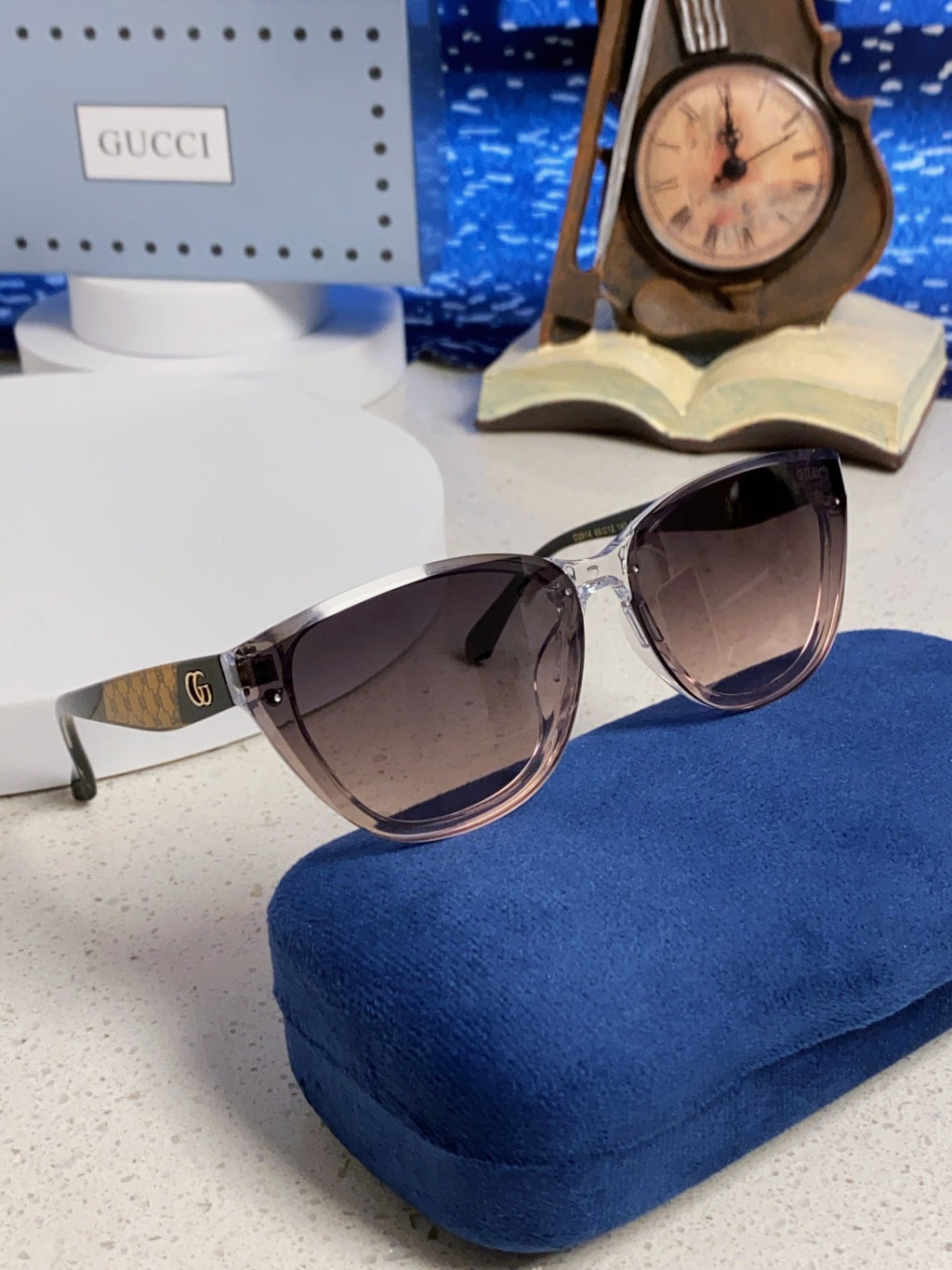 Gucci Cat-Eye Silver Lens Sunglasses for Men & Women - 486324 - detail image 10