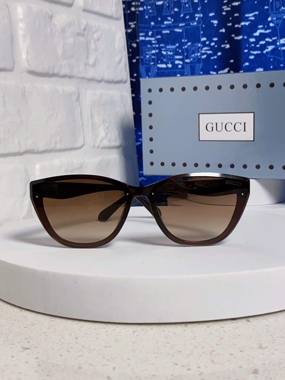 Gucci Cat-Eye Brown Lens Sunglasses for Men & Women - 357955 - detail image 2