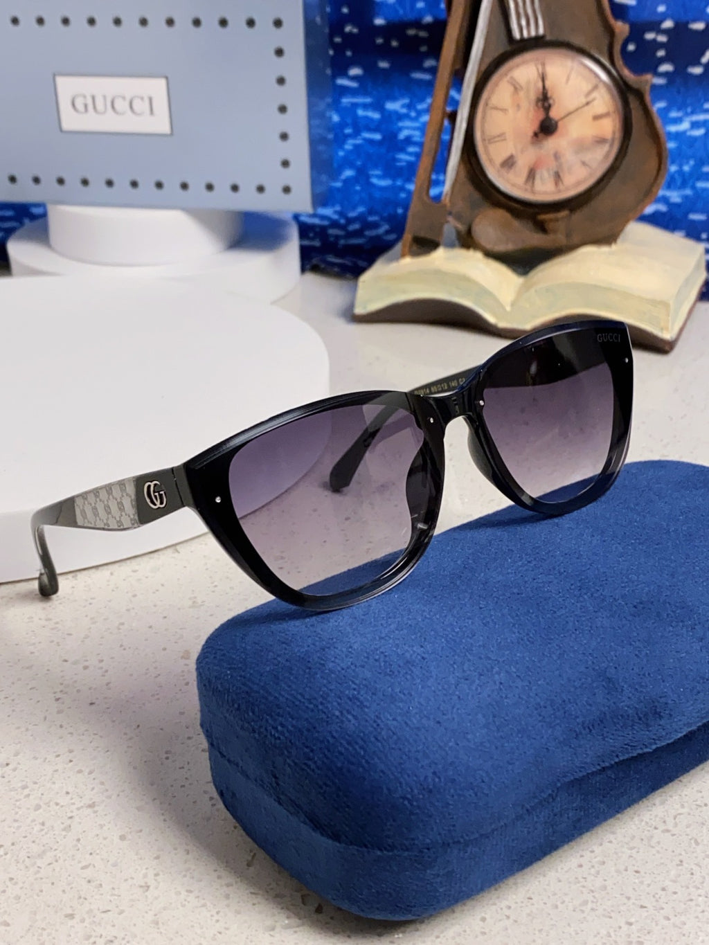 Gucci Cat-Eye Silver Lens Sunglasses for Men & Women - detail image 10