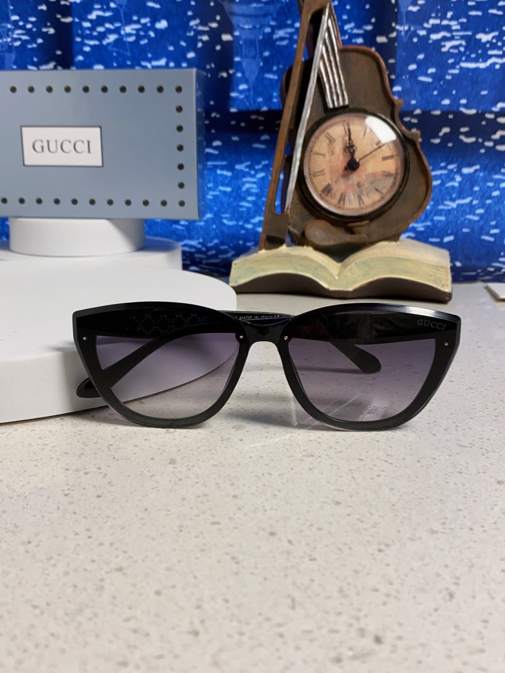 Gucci Cat-Eye Silver Lens Sunglasses for Men & Women - 357957 - detail image 9