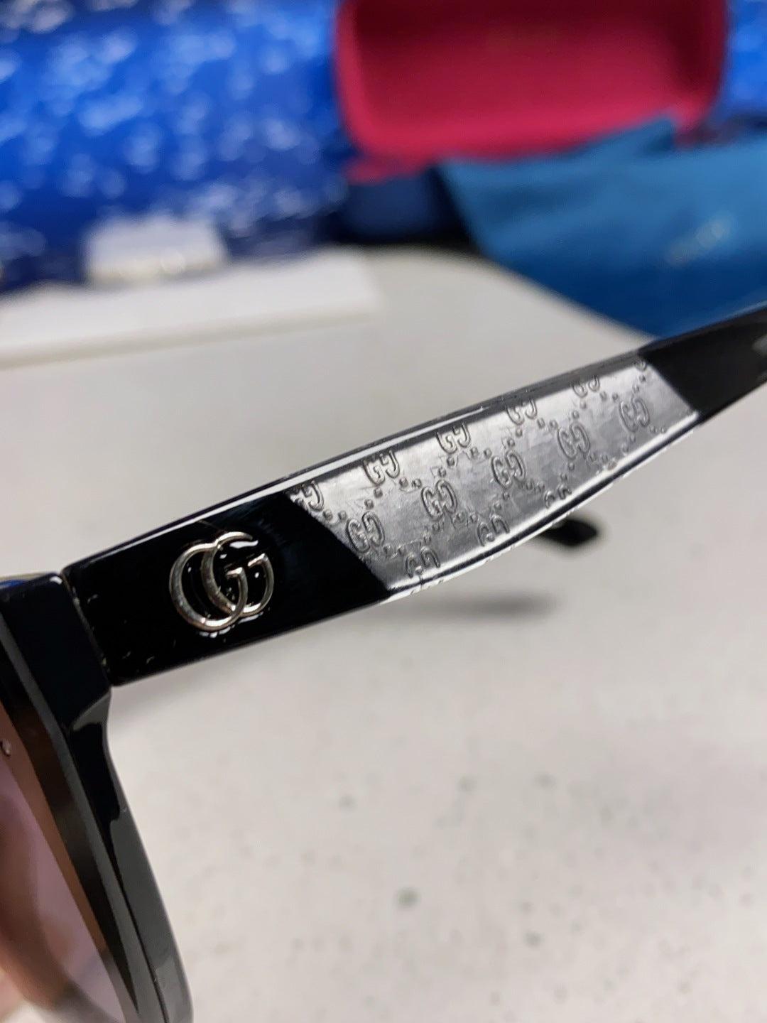 Gucci Cat-Eye Silver Lens Sunglasses for Men & Women - 357957 - detail image 7