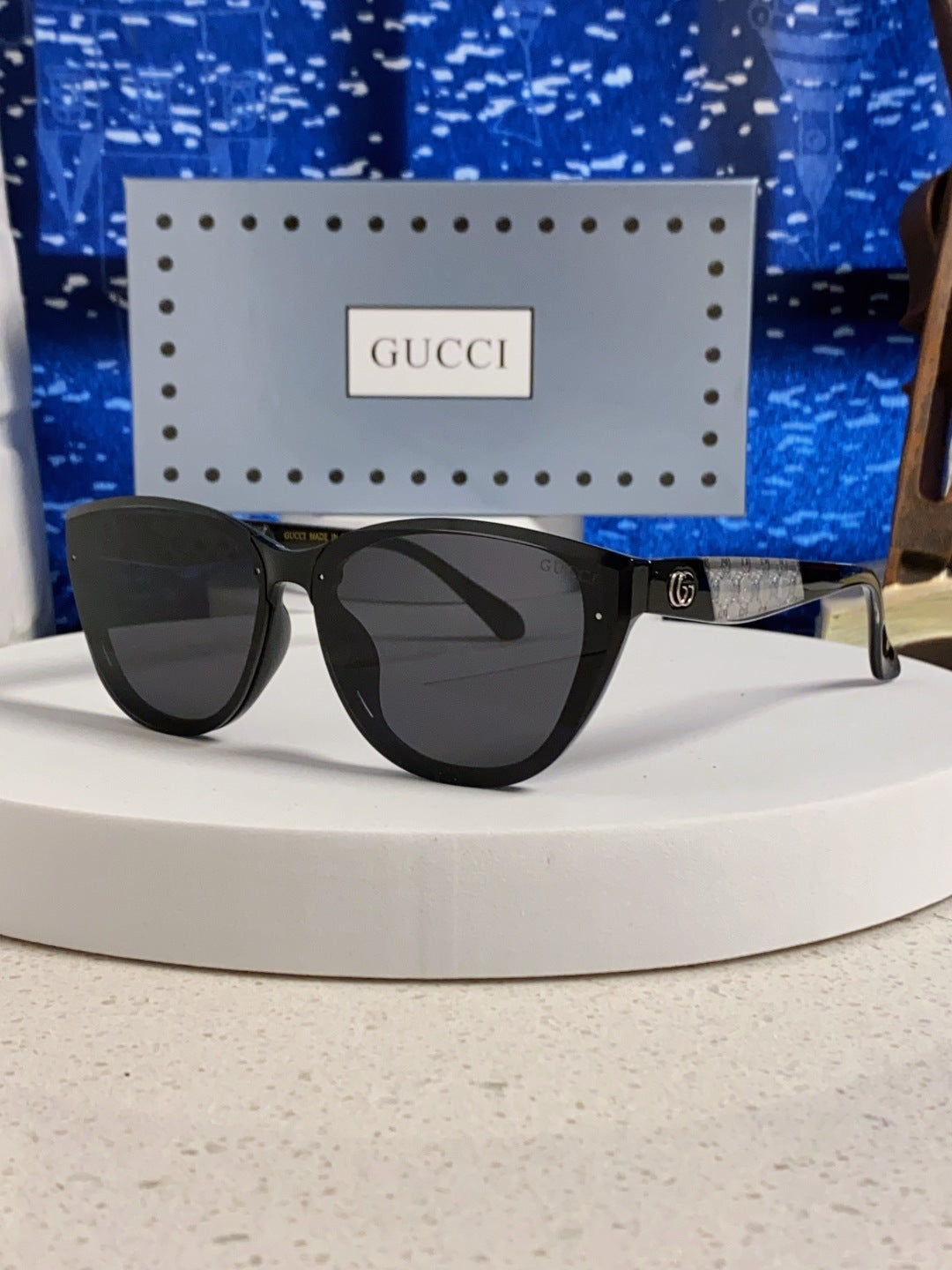 Gucci Cat-Eye Black Lens Sunglasses for Men & Women