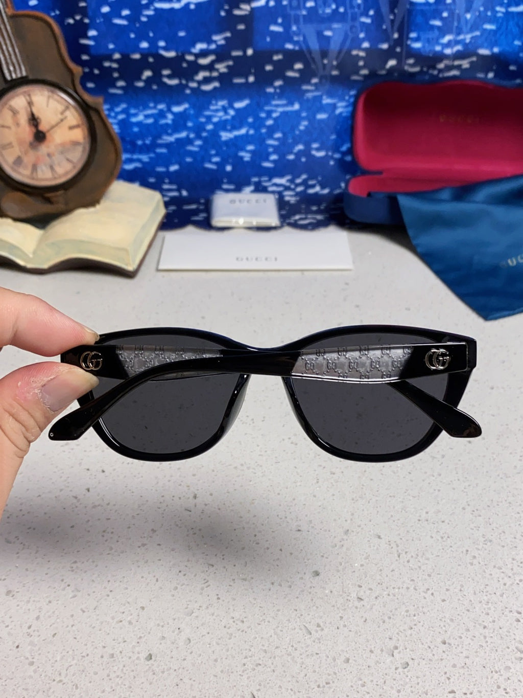 Gucci Cat-Eye Black Lens Sunglasses for Men & Women - 357958 - detail image 5