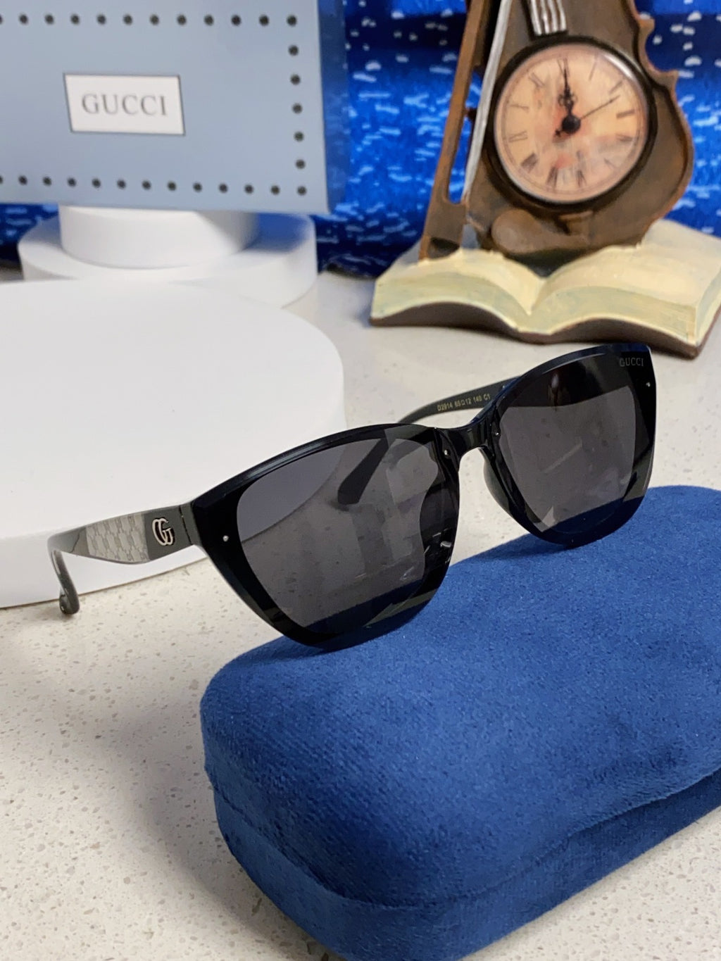 Gucci Cat-Eye Black Lens Sunglasses for Men & Women - 357958 - detail image 10