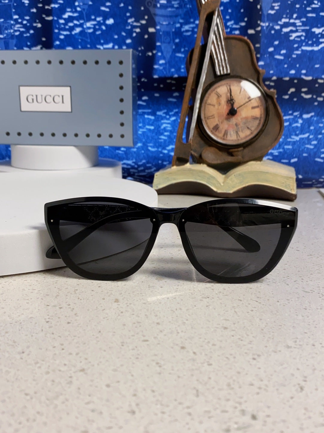Gucci Cat-Eye Black Lens Sunglasses for Men & Women - 357958 - detail image 9