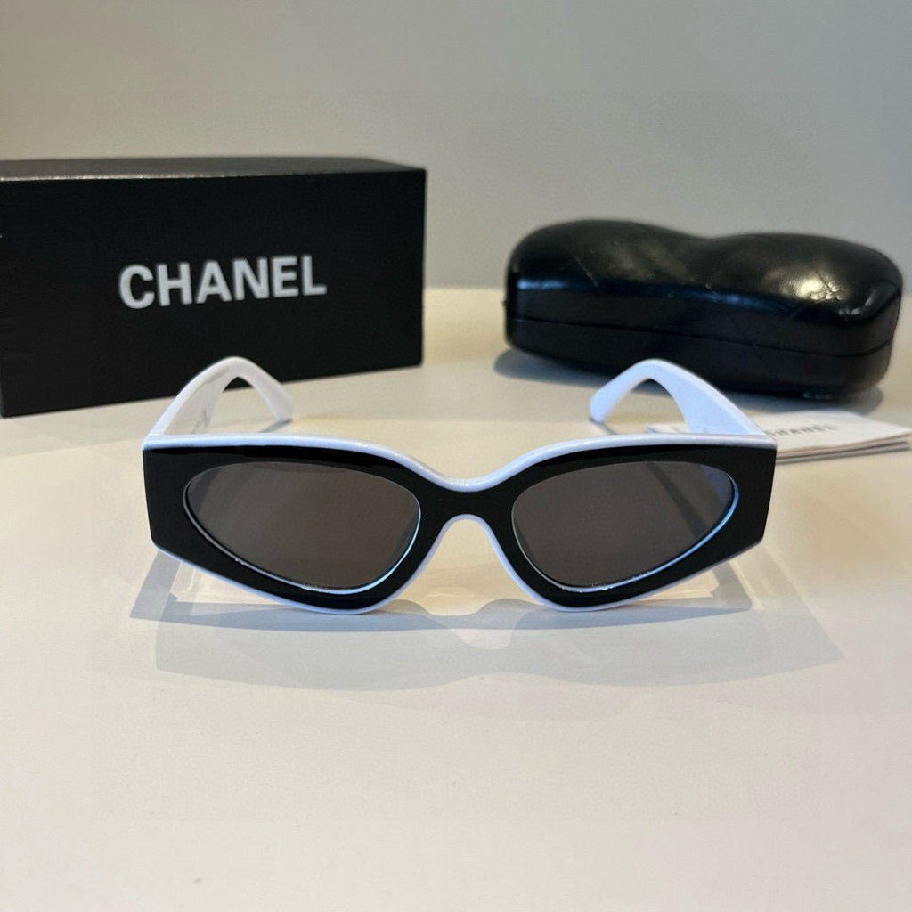 Chanel Fashion Black Lens Sunglasses for Men & Women - 465098 - detail image 2