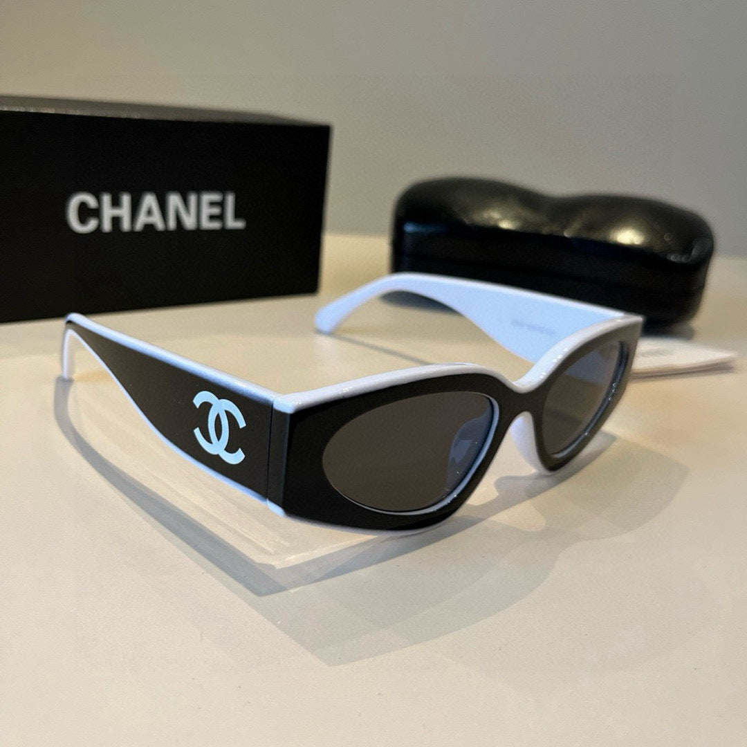 Chanel Fashion Black Lens Sunglasses for Men & Women - 465098