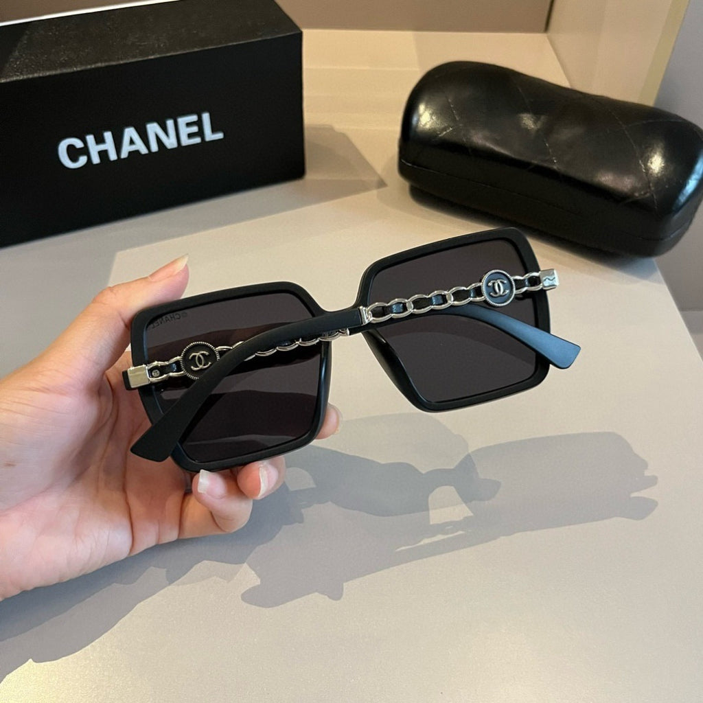 Chanel Oversized Black Lens Sunglasses for Men & Women - 382243 - detail image 6