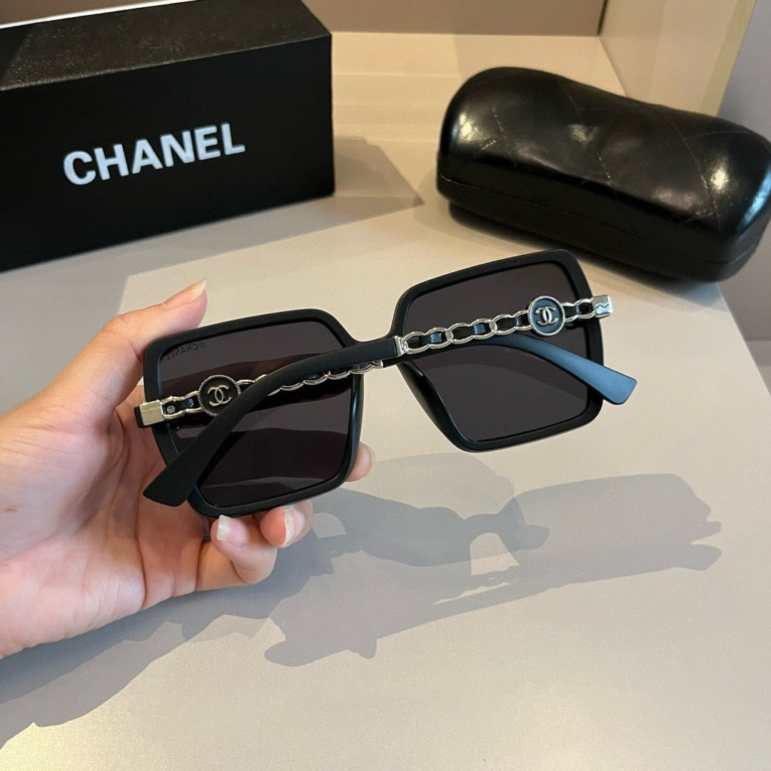 Chanel Oversized Black Lens Sunglasses for Men & Women - 382243 - detail image 6