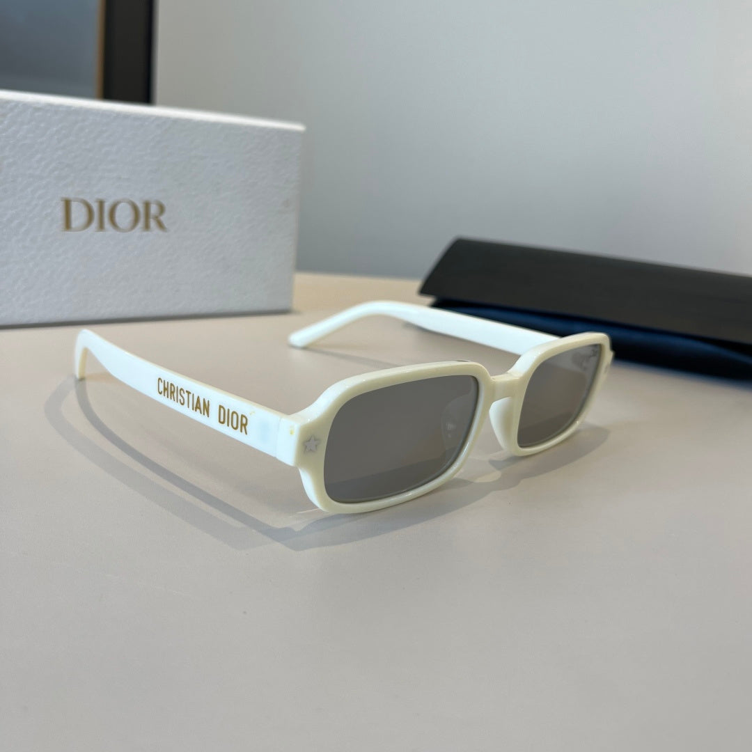 Dior Fashion Silver Lens Sunglasses for Women - 398681
