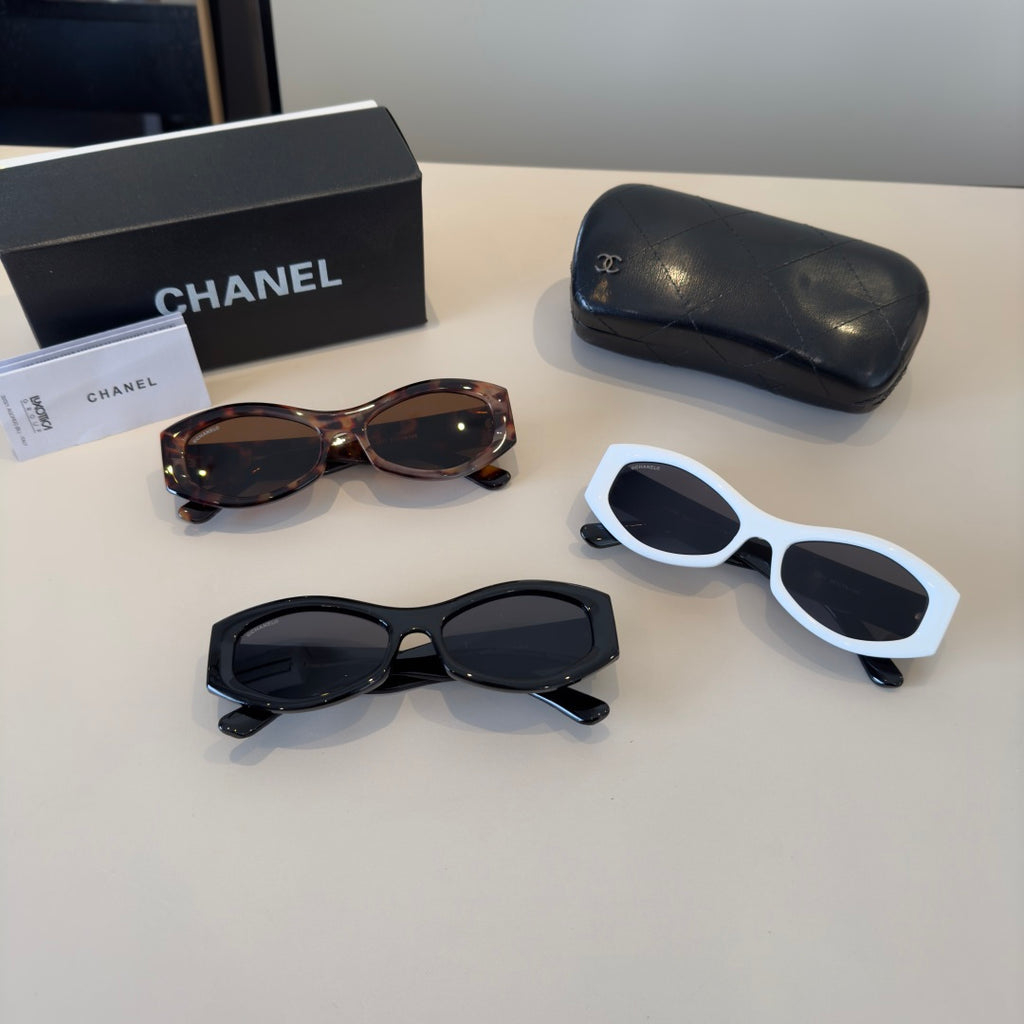 Chanel Oversized Silver Lens Sunglasses for Men & Women - 158297 - detail image 10