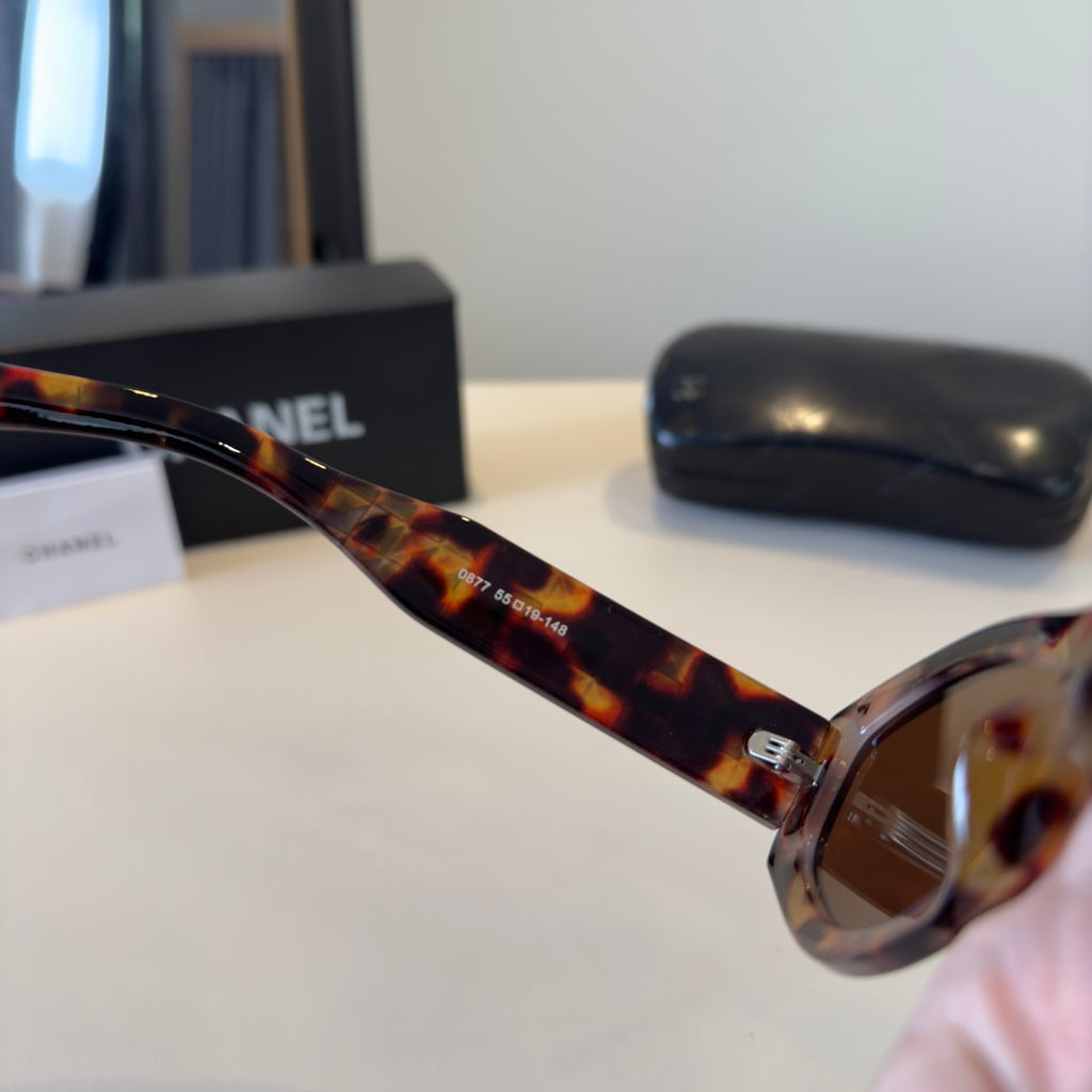 Chanel Oversized Brown Lens Sunglasses for Men & Women - 158298 - detail image 5
