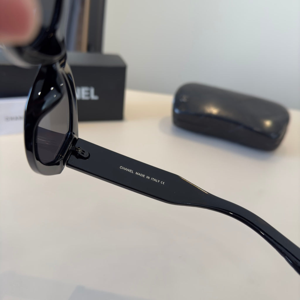 Chanel Oversized Silver Lens Sunglasses for Men & Women - 158299 - detail image 5