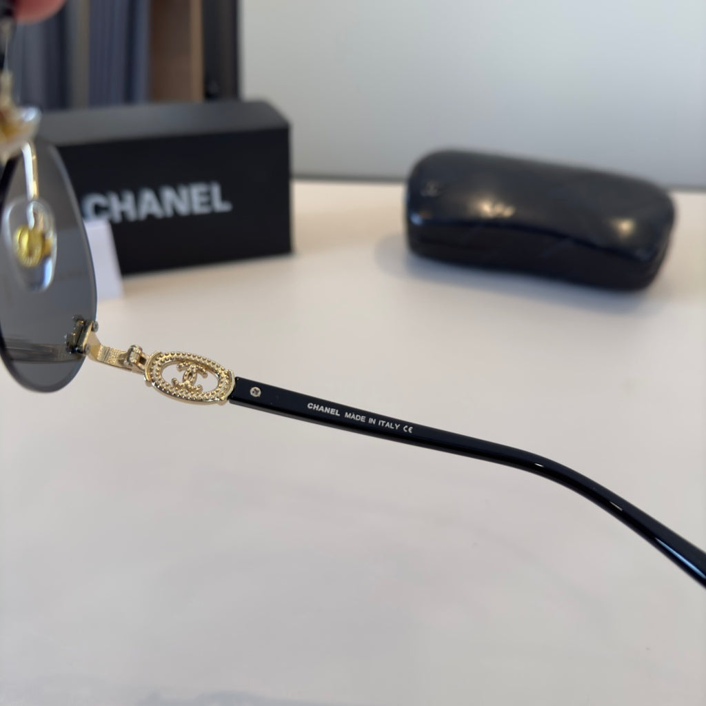 Chanel Fashion Silver Lens Sunglasses for Men & Women - 465138 - detail image 4
