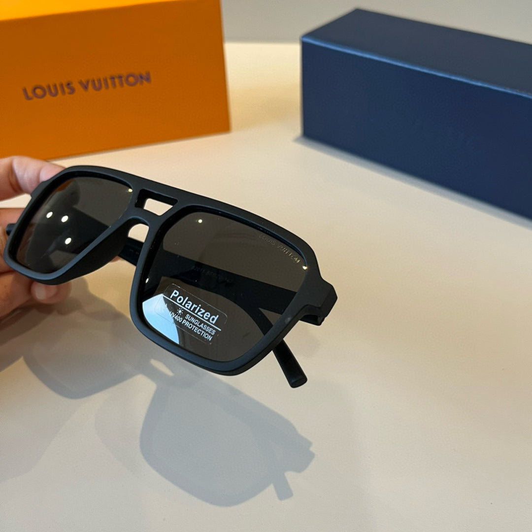 Louis Vuitton Fashion Black Lens Sunglasses for Men & Women - 997398 - detail image 6