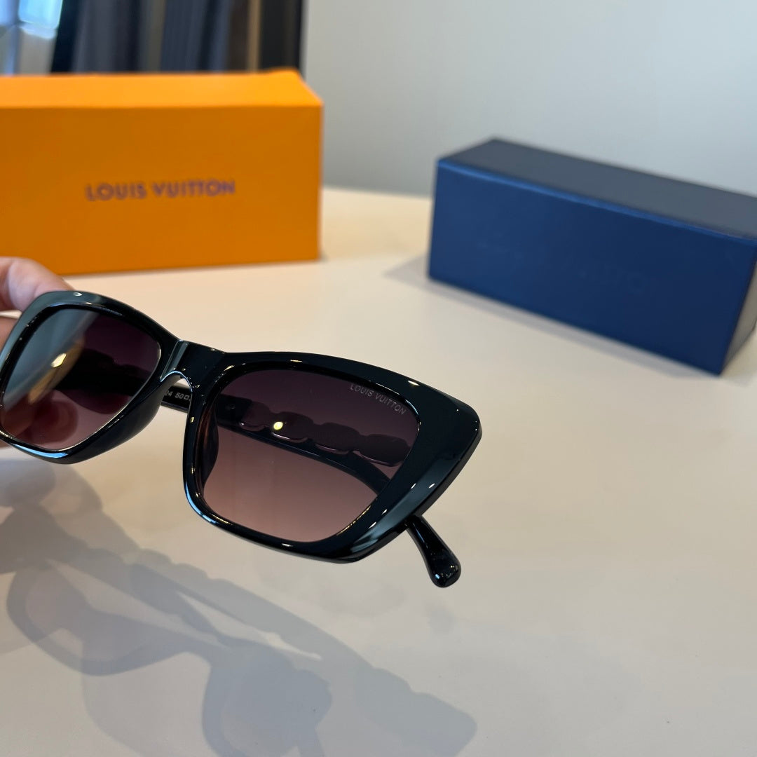 Louis Vuitton Fashion Silver Lens Sunglasses for Men & Women - 997402 - detail image 9