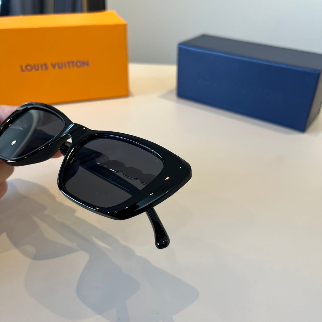 Louis Vuitton Fashion Silver Lens Sunglasses for Men & Women - 997403 - detail image 8