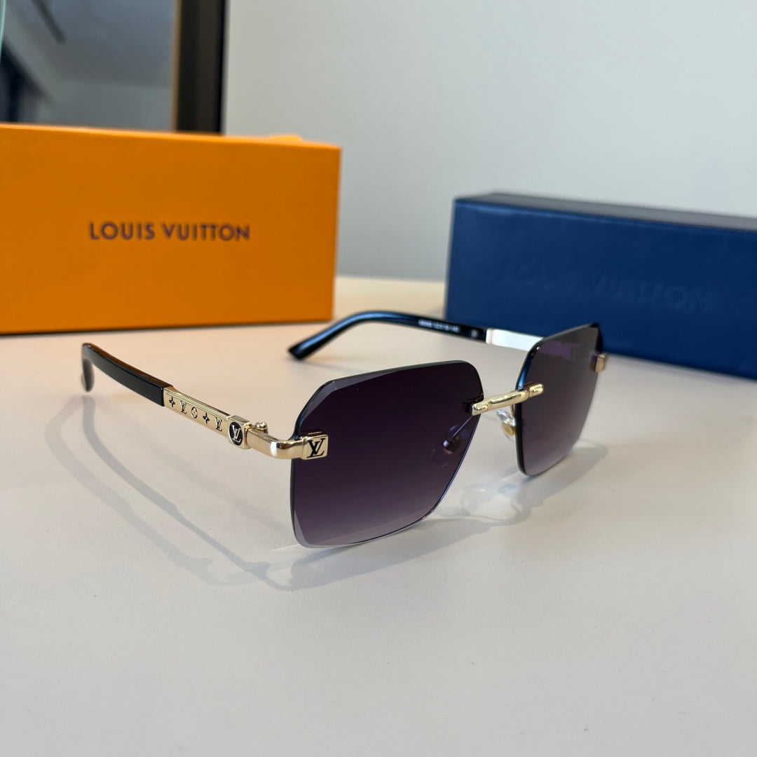 Louis Vuitton Fashion Silver Lens Sunglasses for Men & Women - 486281