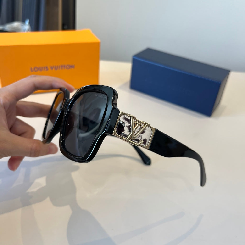 Louis Vuitton Fashion Silver Lens Sunglasses for Men & Women - 997408 - detail image 4