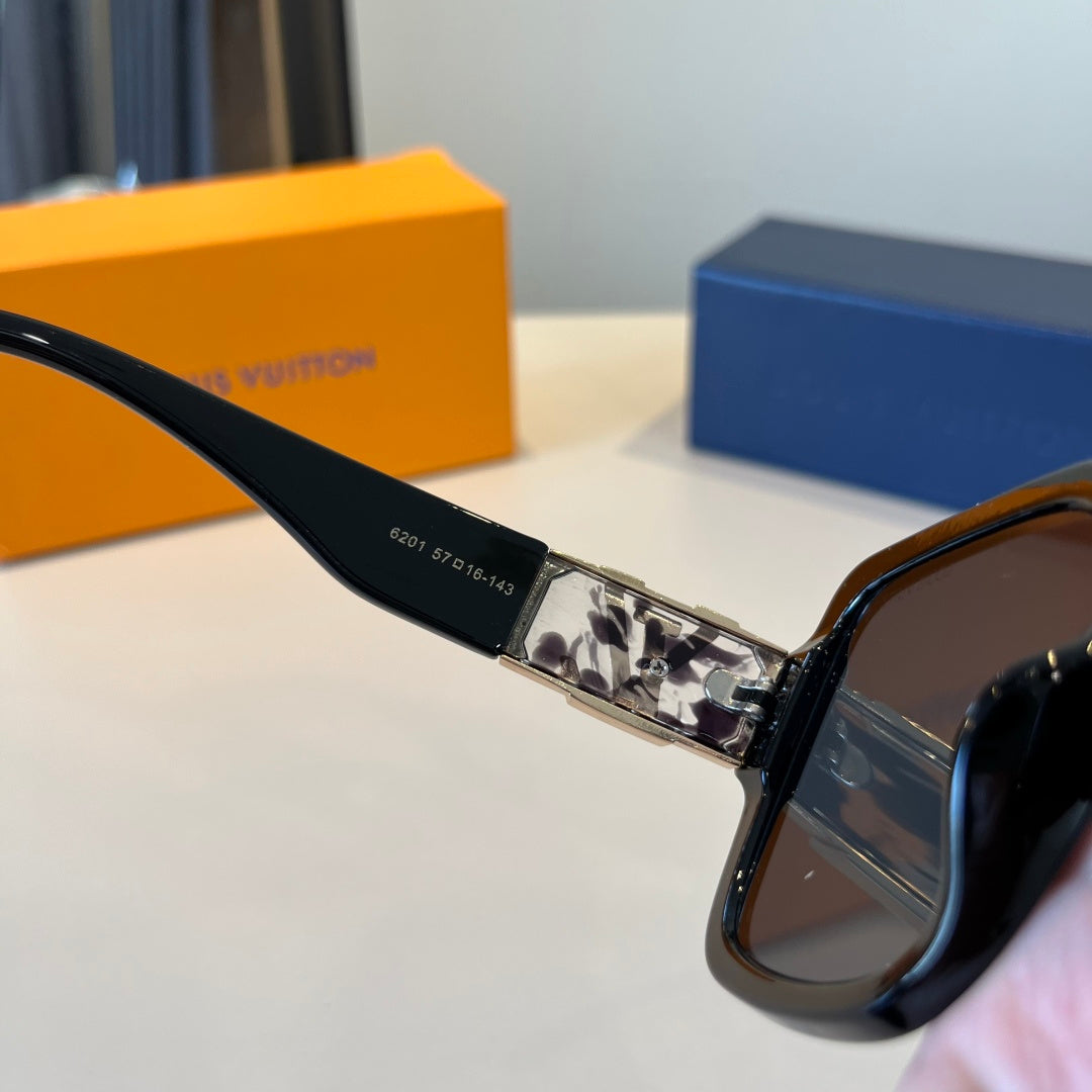 Louis Vuitton Fashion Silver Lens Sunglasses for Men & Women - 997408 - detail image 6