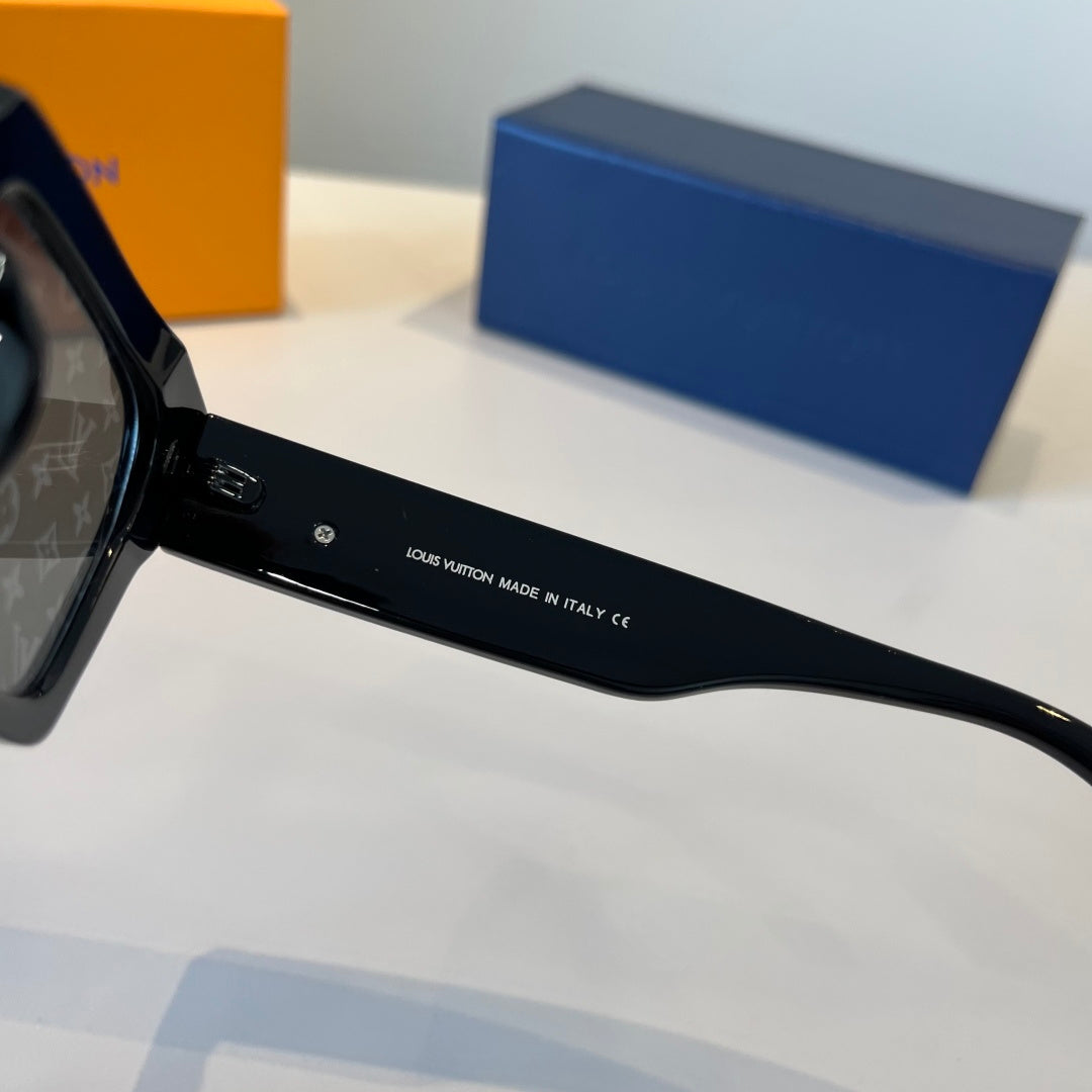 Louis Vuitton Metal Aviator Silver Lens Sunglasses for Men & Women - 997414 - detail image 5