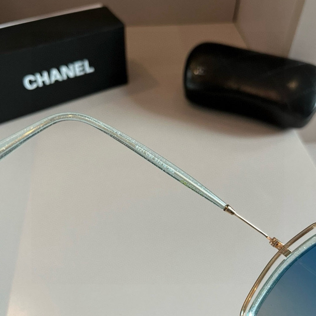 Chanel Oversized Silver Lens Sunglasses for Men & Women - 415272 - detail image 9