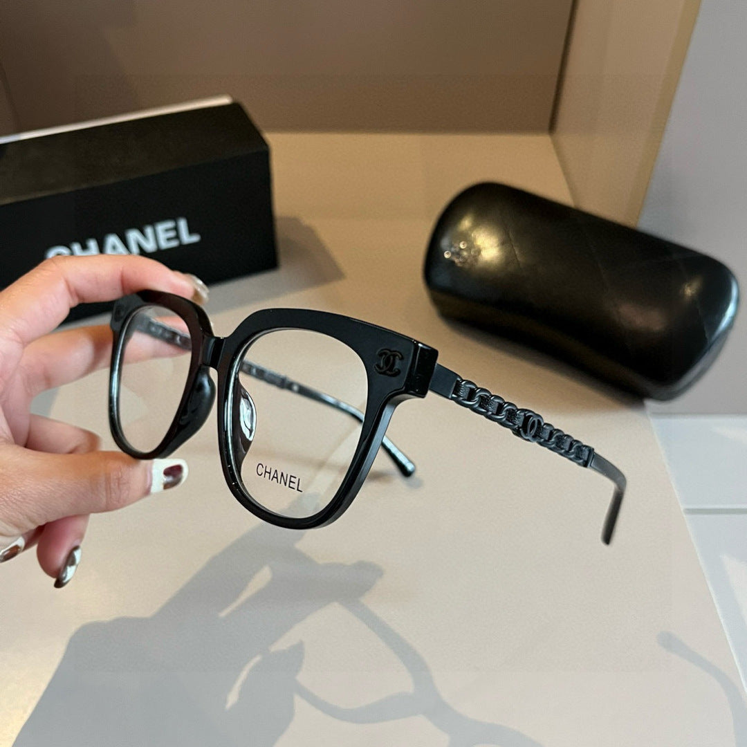 Chanel Oversized Silver Lens Sunglasses for Men & Women - 997779 - detail image 3