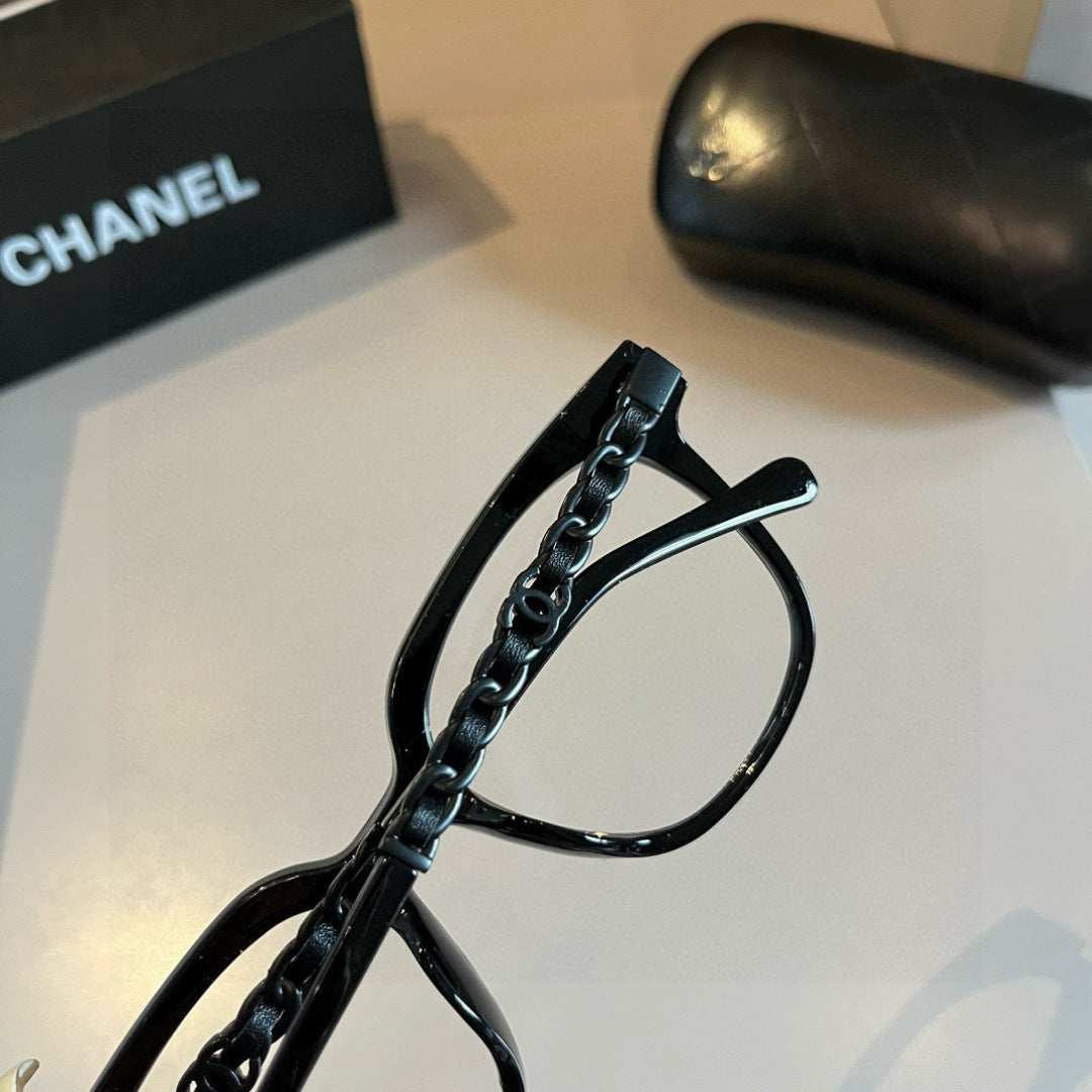 Chanel Oversized Silver Lens Sunglasses for Men & Women - 997779 - detail image 5