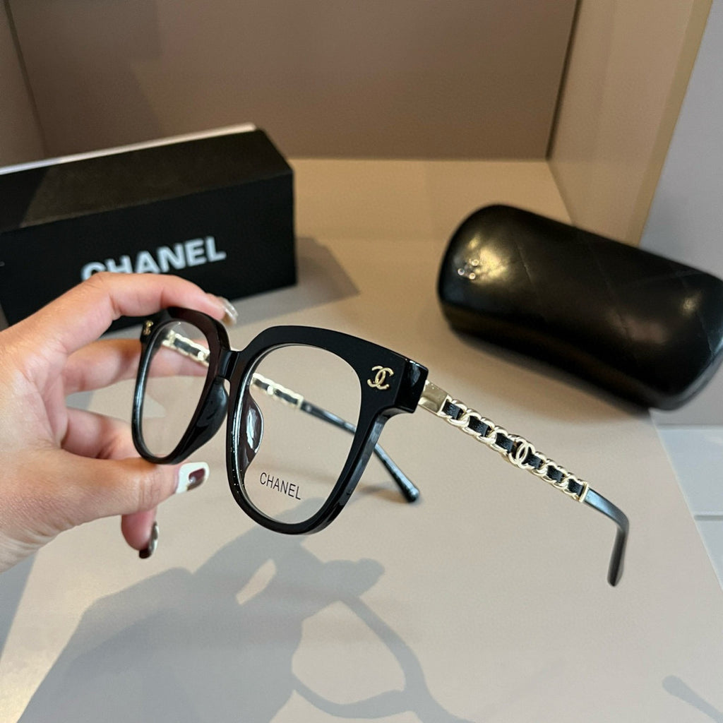 Chanel Oversized Silver Lens Sunglasses for Men & Women - 997781 - detail image 3