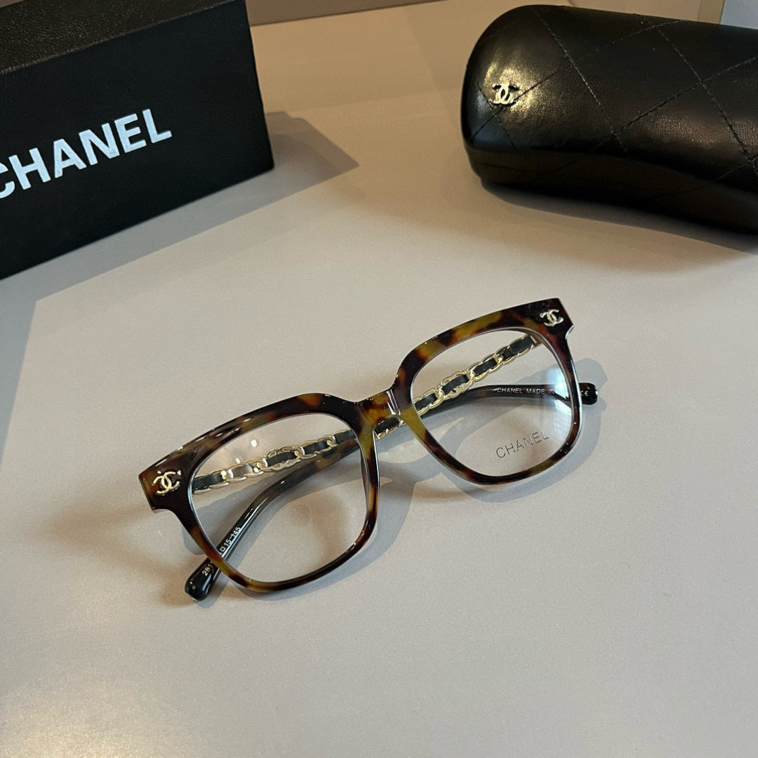 Chanel Oversized Silver Lens Sunglasses for Men & Women - 997782 - detail image 7