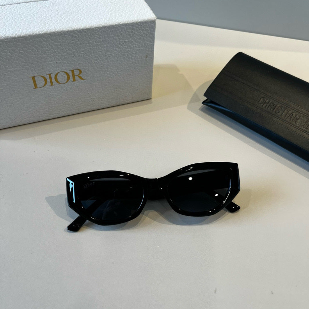 Dior Fashion Black Lens Sunglasses for Men & Women - 358216 - detail image 8